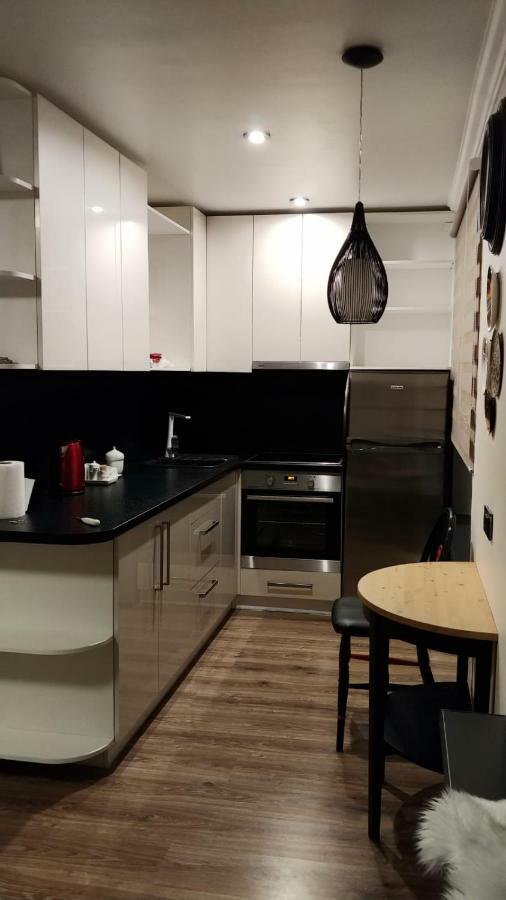 Elen White Apartment Rēzekne Екстериор снимка